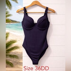 👙🌴🌺 Navy Blue Textured Underwire One Piece Swimsuit 36DD NWOT Supportive